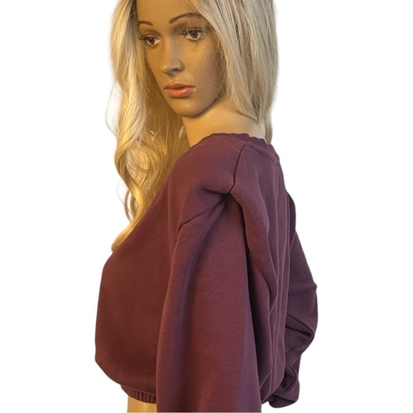 Kendall + Kylie Maroon Cropped Sweatshirt - Picture 5 of 9